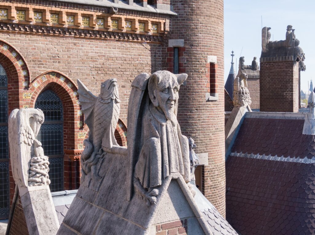 3DGeprinte Stenen Wezens van de KoepelKathedraal Haarlem BouwLab